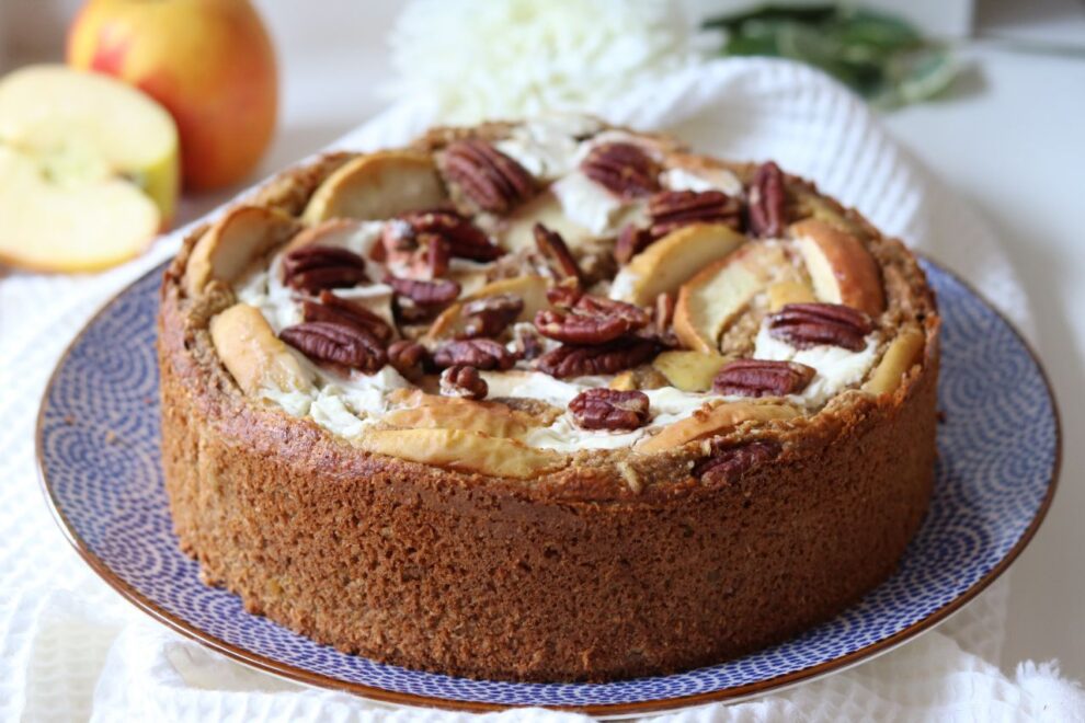 Gezonde appelcake met cheesecake vulling Gezonde appelcake met cheesecake vulling