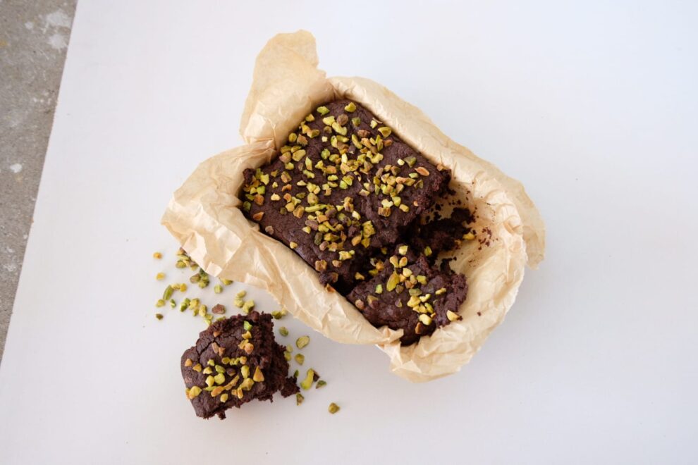 Voedzame brownies om mee te ontbijten! Voedzame brownies om mee te ontbijten!