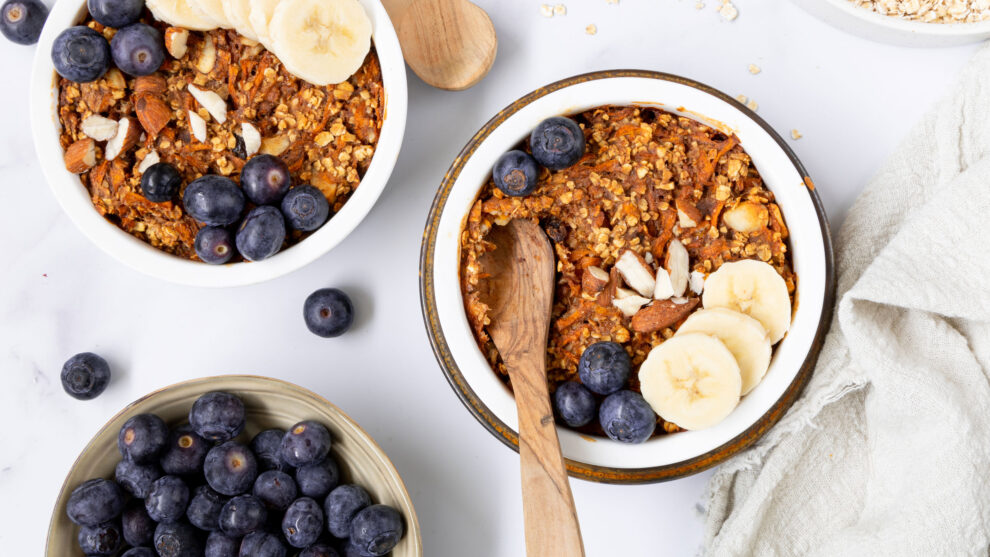 Carrot cake baked oats Carrot cake baked oats