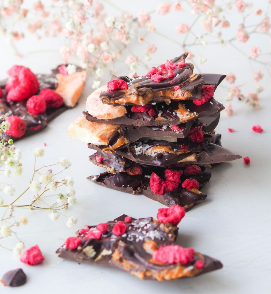 Chocolate peanut butter bark Chocolate peanut butter bark