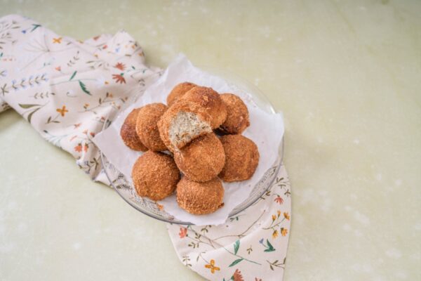 Mini bananen donuts met kaneel