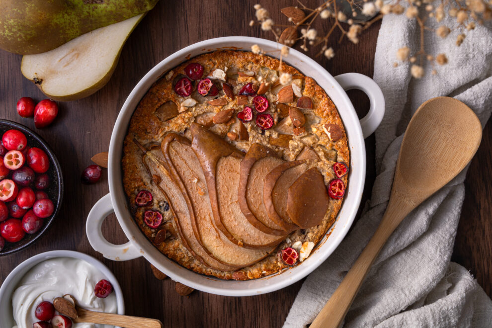 Baked oats met peer en cranberry's Baked oats met peer en cranberry's