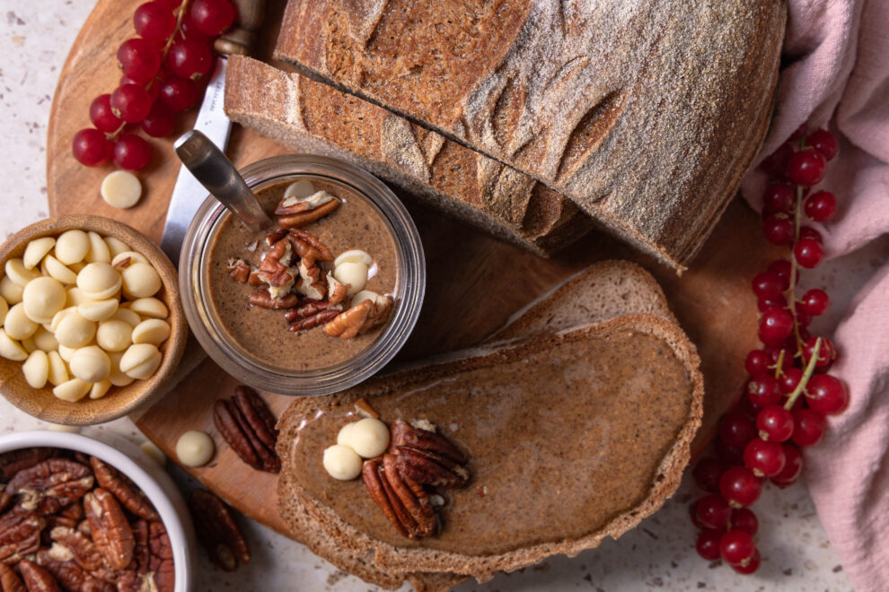 Pecannoten spread met witte chocolade Pecannoten spread met witte chocolade